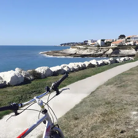 Le Vent Du Large A 80 M *